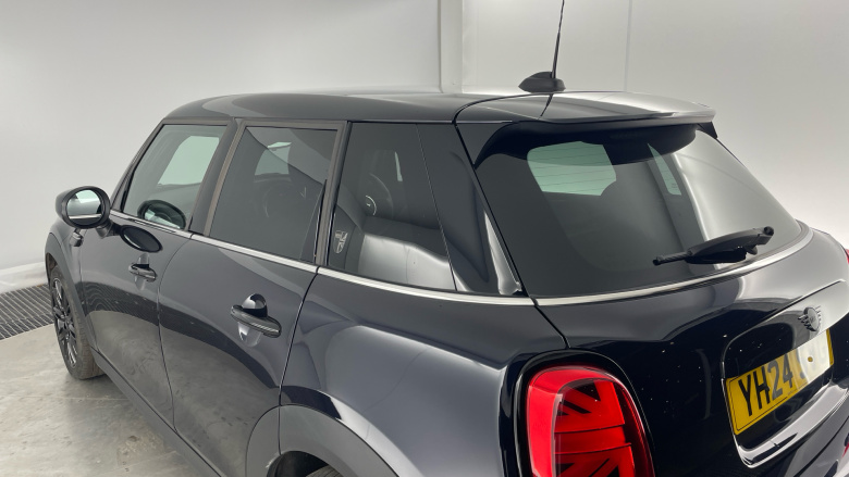 MINI Cooper 1.5 C Exclusive 5dr Auto Petrol Hatchback